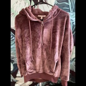 Express one eleven pullover